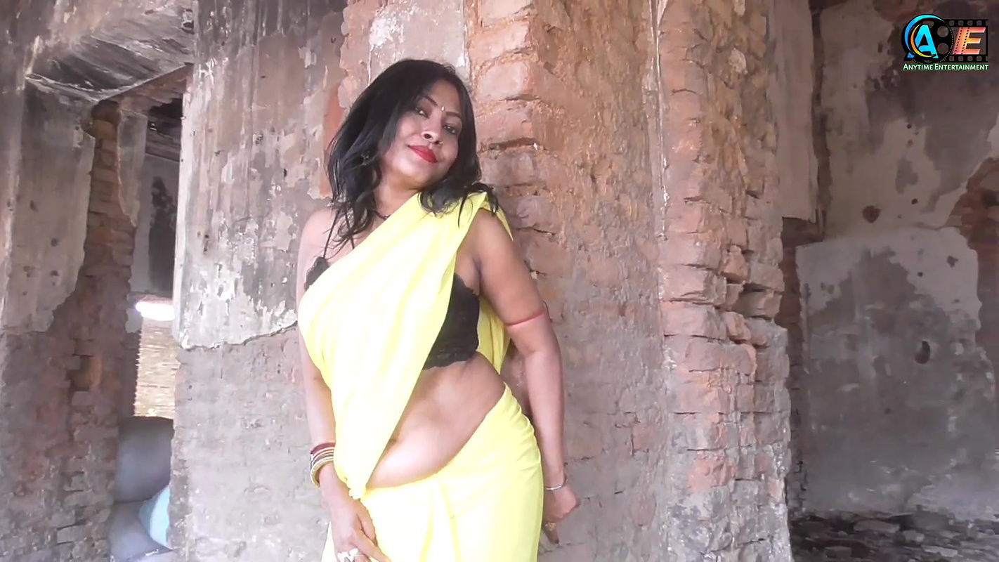 saree lover  saree photoshoot  saree fashion  indian beauty  Diya  high fashion saree shoot