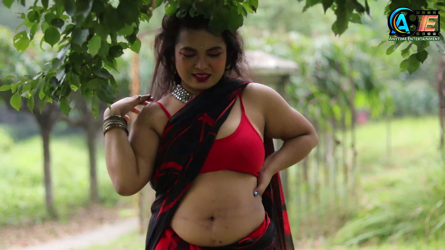 Saree te Nari Sundori  Saree Fashion Shoot  Saree Video Shoot  Anytime Entertainment
