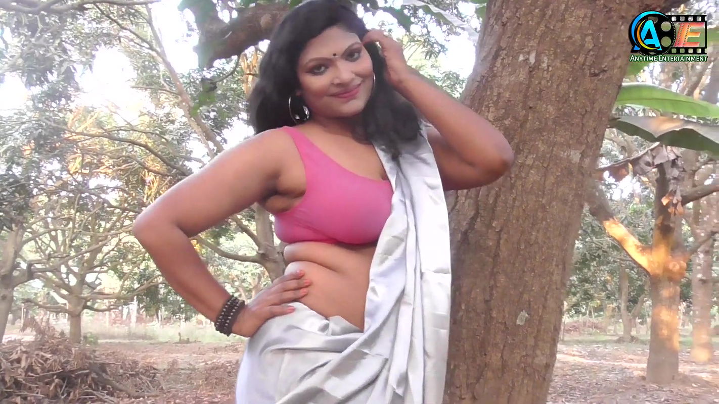 Saree Video Shoot  Saree Sundori  Saree Lovers  Bong Beauty Model RASHI  Anytime Entertainment
