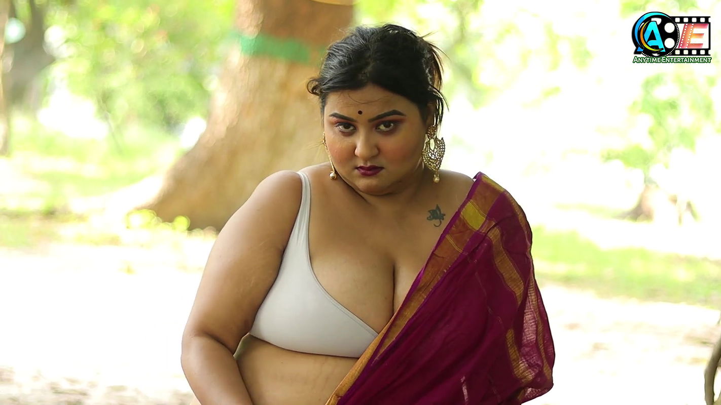 Saree Video Shoot  Saree Fashion Shoot  Bong Beauty Saree Model Camellia