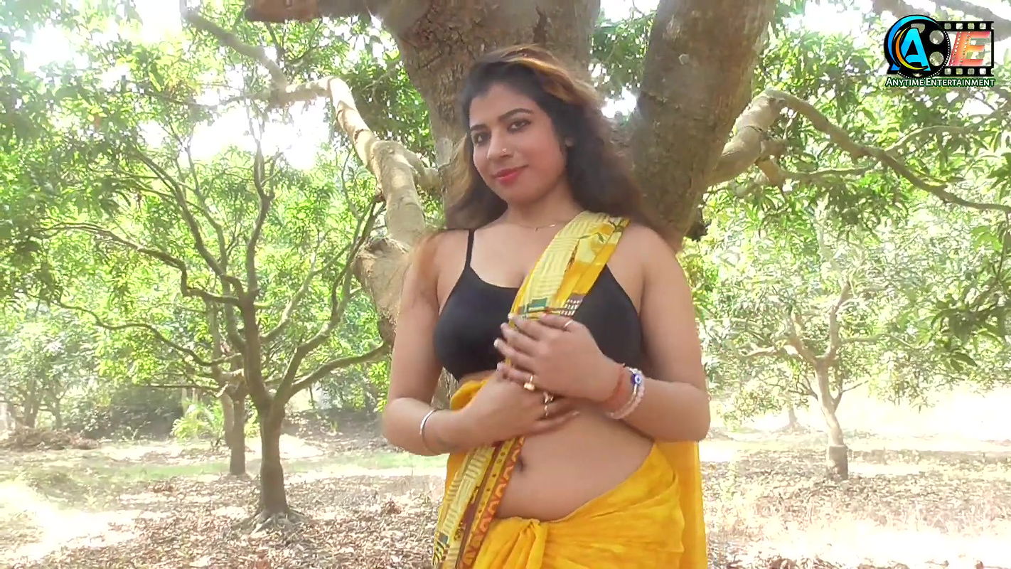 Saree Shoot  Saree Video Shoot  Saree Fashion  High Fashion Saree Shoot  Bengali Beauty in Saree