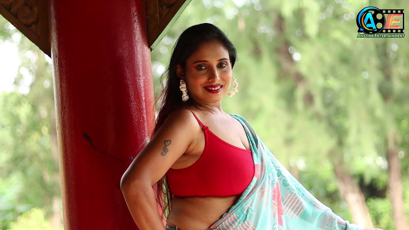 Saree Shoot  Saree Fashion Shoot  Saree dropping Video Shoot  Saree Lover Model Mou