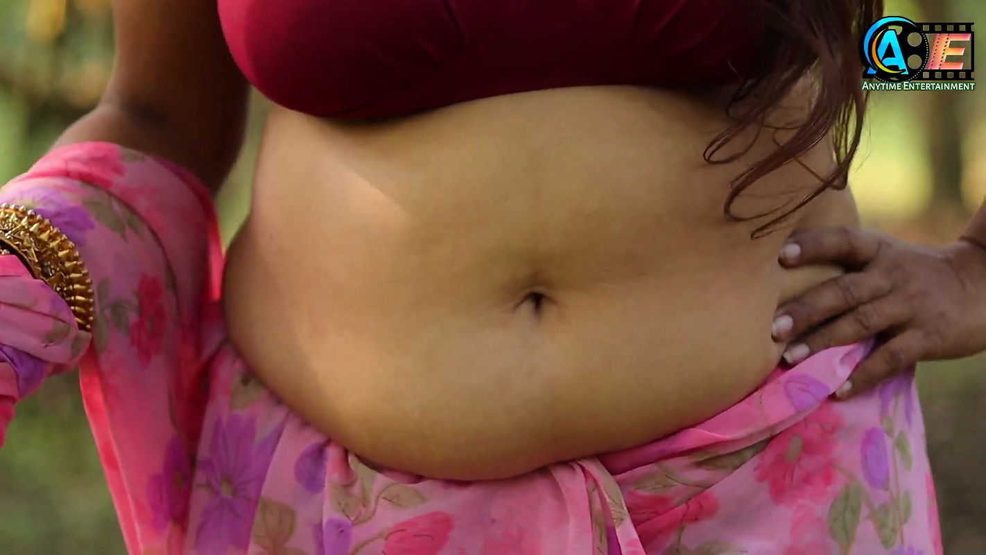 Saree Dropping Video Model MoU  Saree Sundori  Saree Shoot  Saree Fashion  Saree Queen