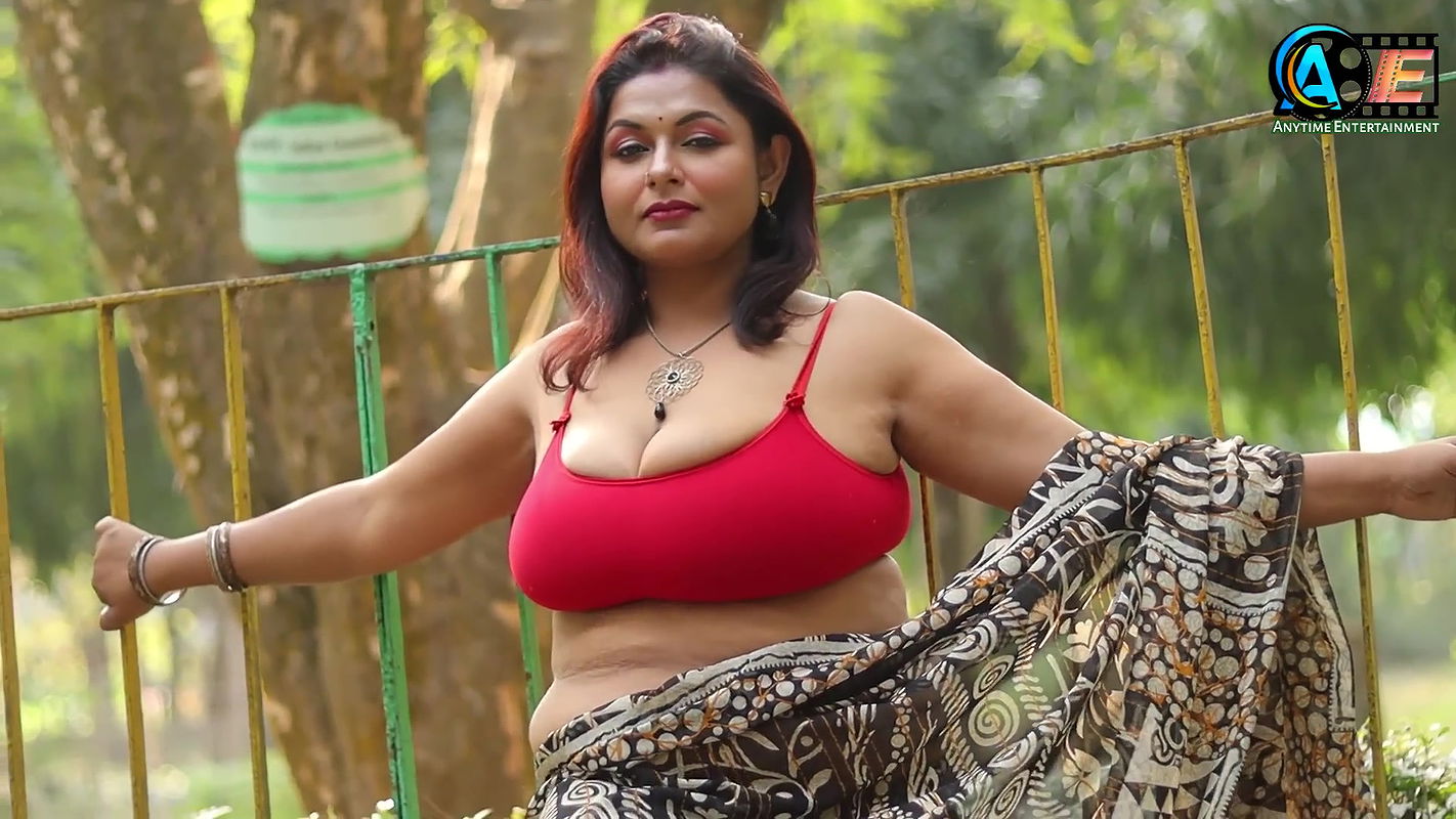 Saree Sundari  Saree Queen  Saree Shoot  Bong Beauty  Anytime Entertainment’s