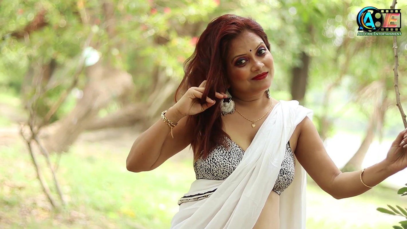 Saree Lover Model Arohi  Saree Shoot  Saree Queen  Saree Fashion  Saree Sundori  Saree Beauty