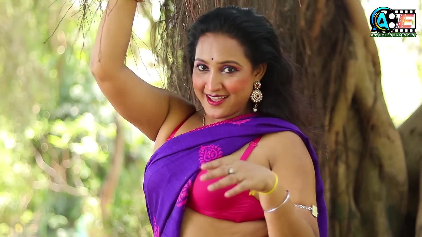 saree lover model mili  saree video shoot  saree fashion shoot  anytime entertainment video