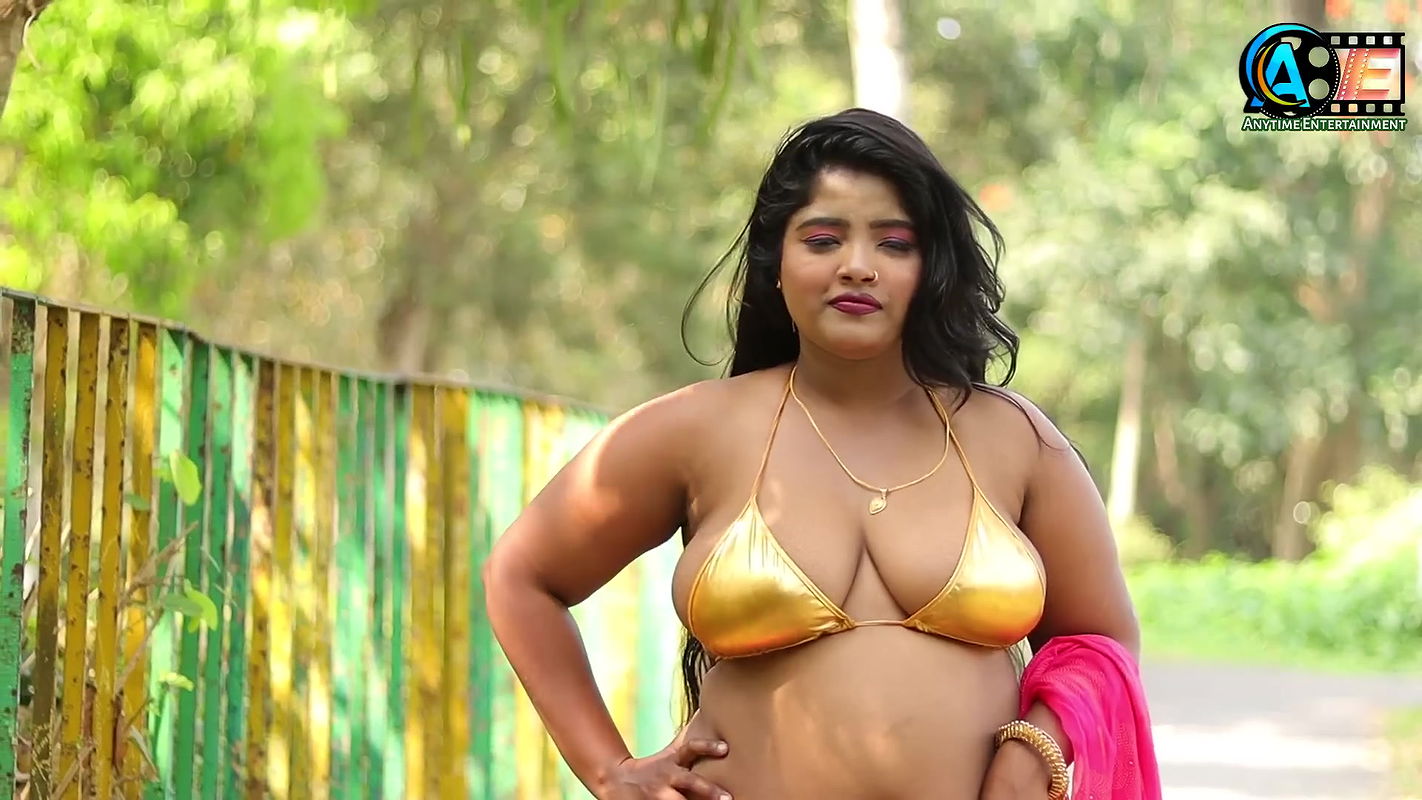 Saree Video Shoot  Saree Fashion  Saree Sundari  Saree Queen Model