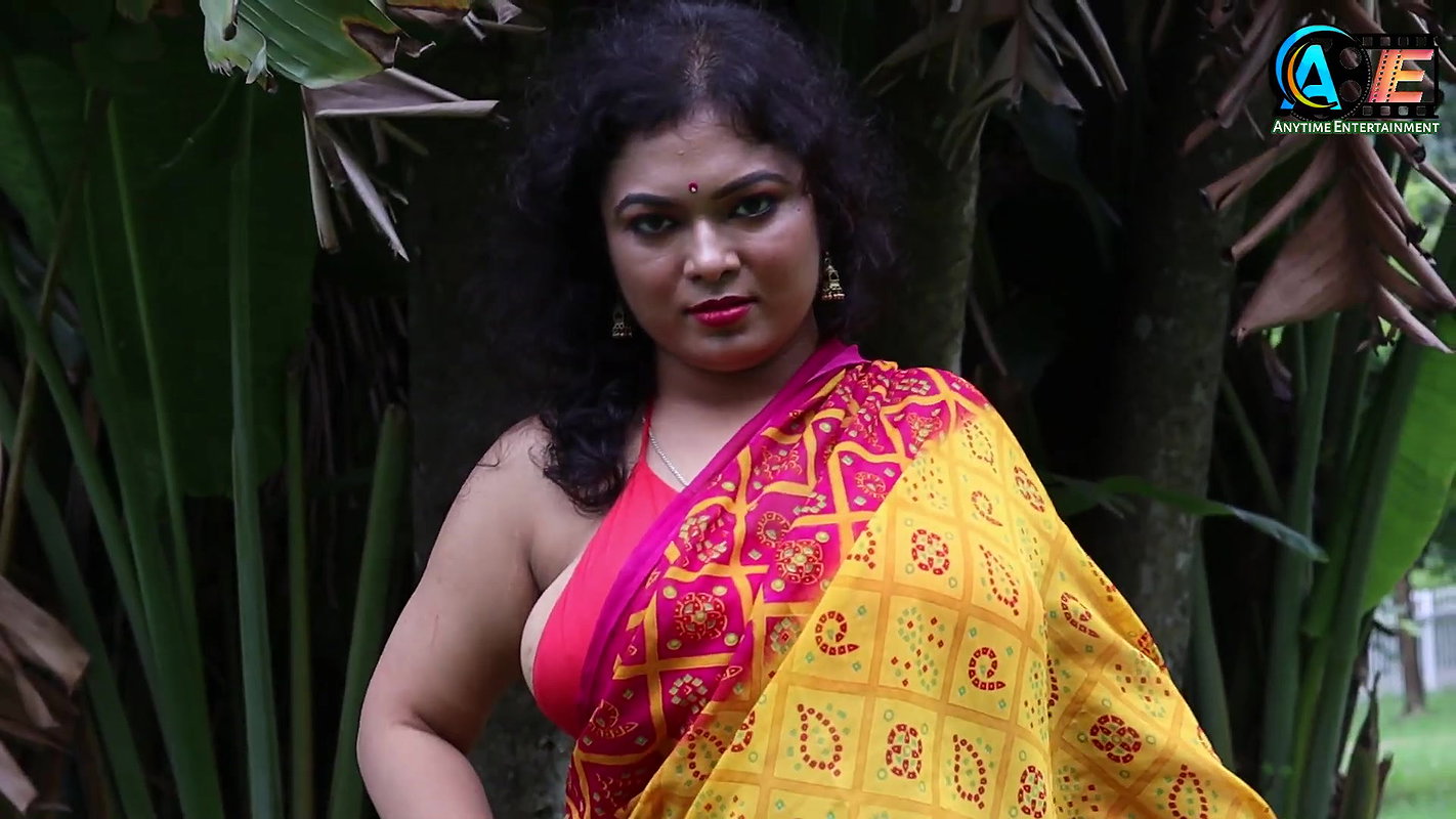 Saree Video Shoot  Saree Fashion Show  Saree Lover  Saree Sundori  Saree te Nari Sundari