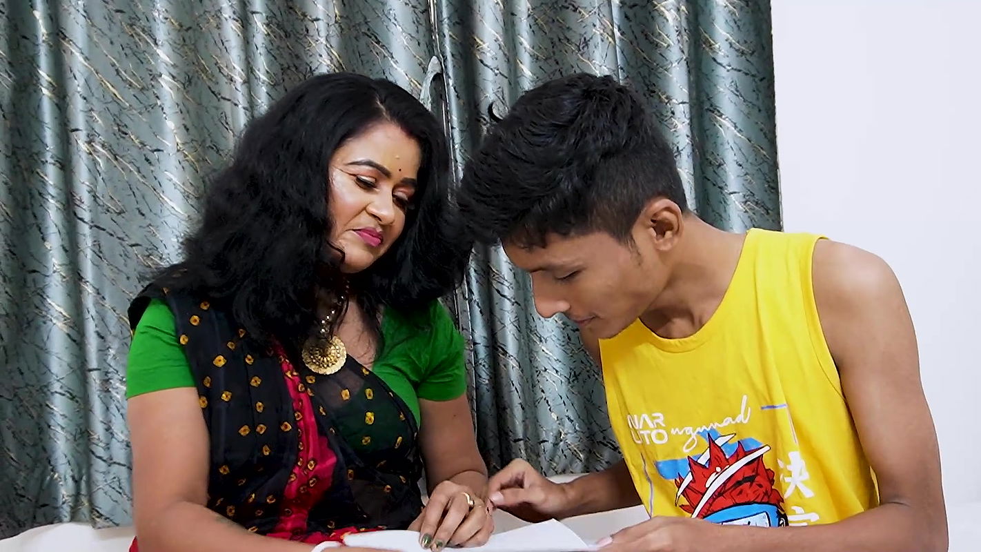 A STEP MOM SEDUCES HER STEP SON, HARDCORE SEX