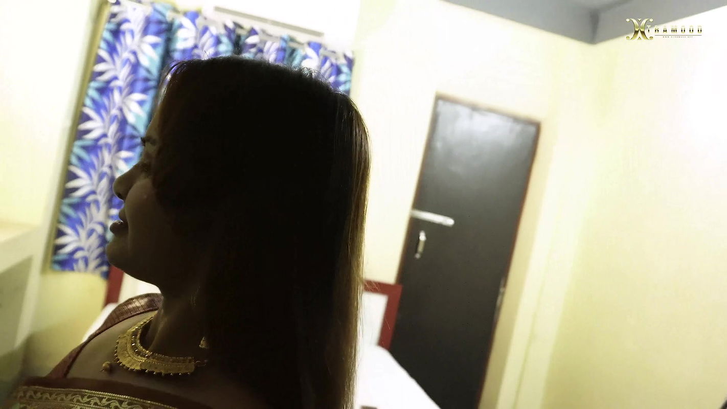 DESI BHABI GOING TO FESTIVAL WITH HER DEBOR JI