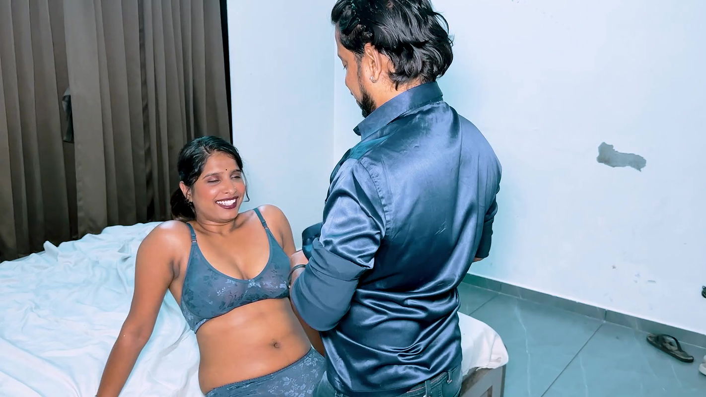 The step sister had come to meet her elder step sister, she was not at home, the brother-in-law took advantage of the opportunity to have sex with the sister-in-law