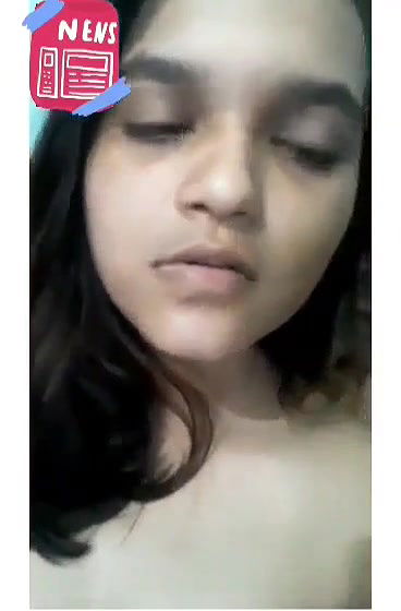 Beautiful Bigboob Sexy Girl Showing Boobs