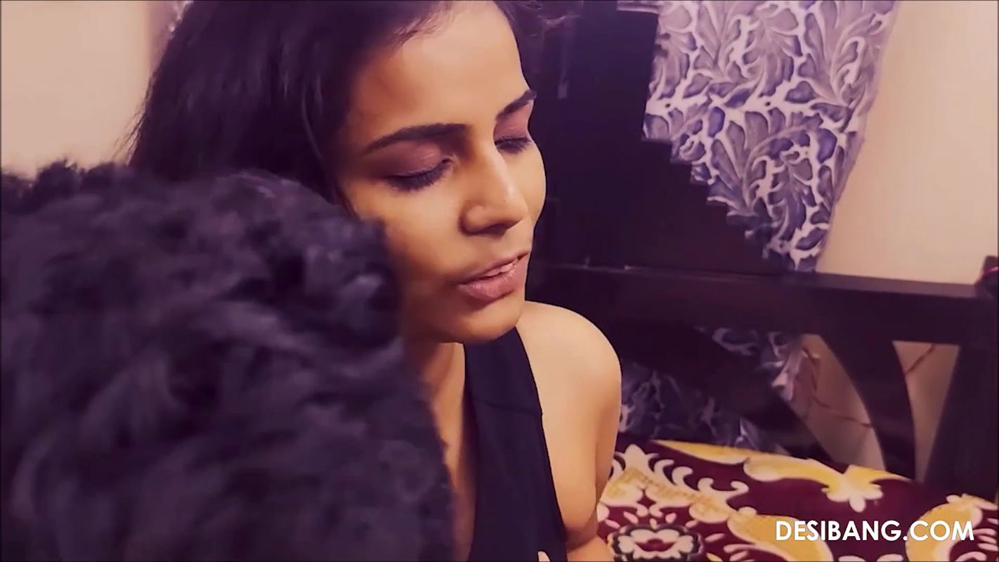 Horny Desi wife at DesiBang.com