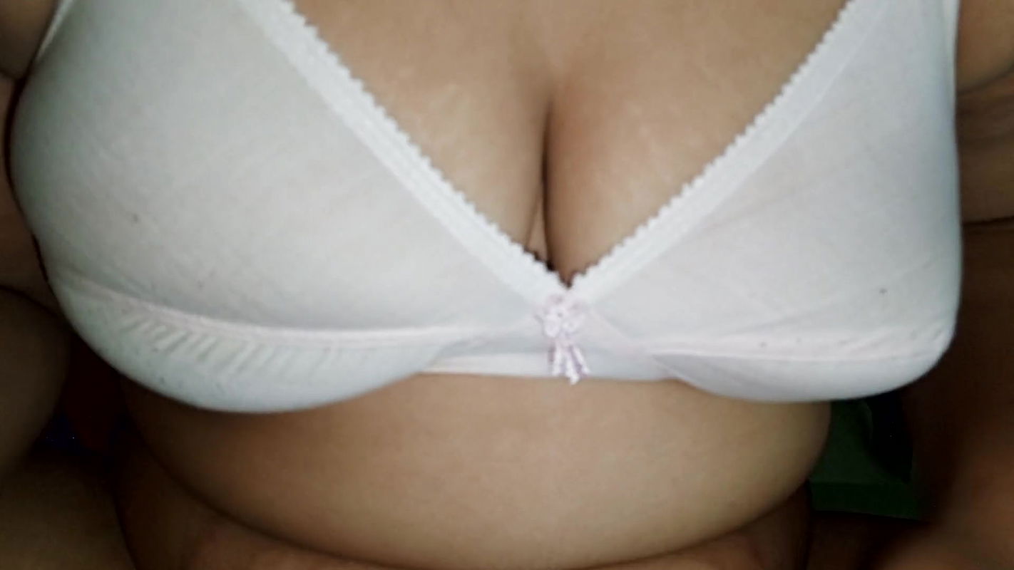 Fuck my stepmom while my wife is not home, my slutty stepmom enjoys with me while my wife is not home,Clear Audio