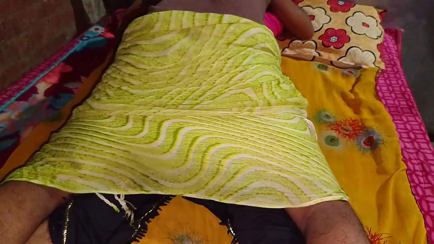 Bhabhi ki ko bhabhi ke room me chudai video banaee full HD main