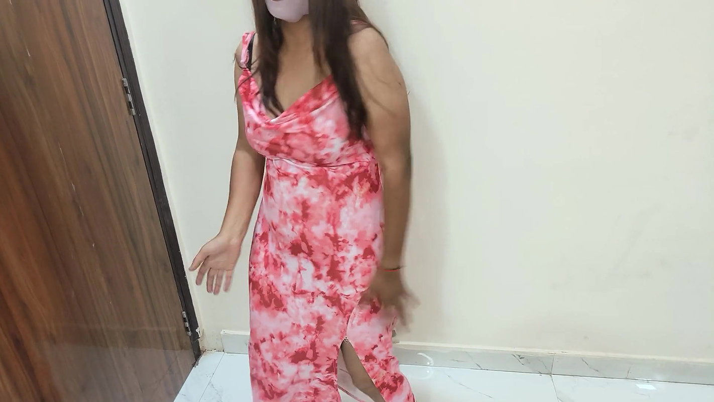 Indian cute girl Dancing Naked Shaking Her Big Desi Ass Need Sex