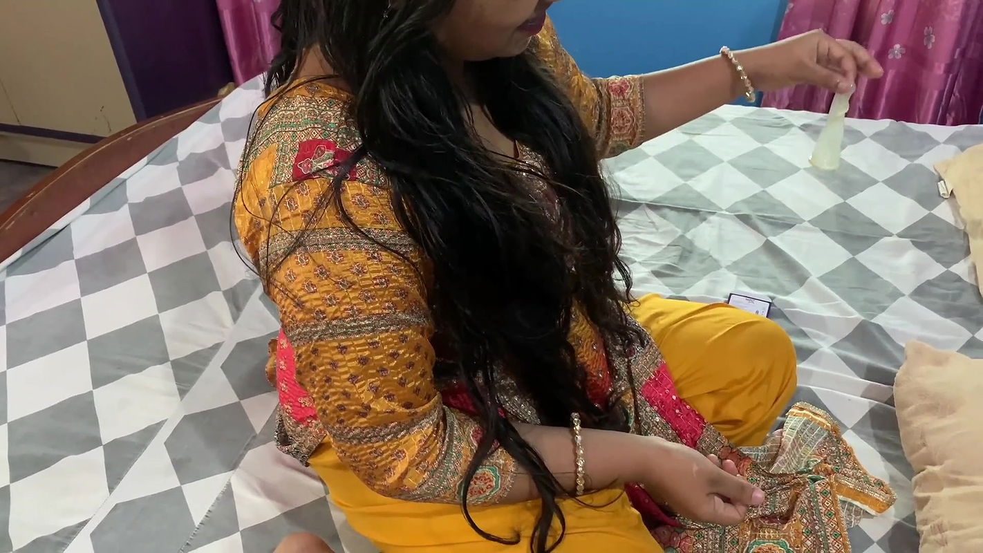 Desi girl want get cock & tried to be innocent to get fucked, fucked her pussy lovingly