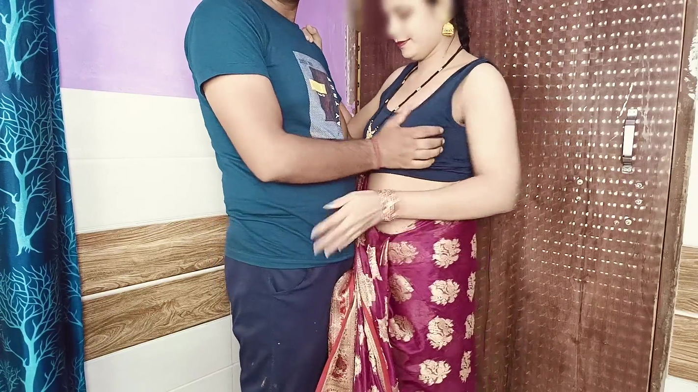 Dear hot bhabhi romantic fucking vedio in his bedroom with his husband