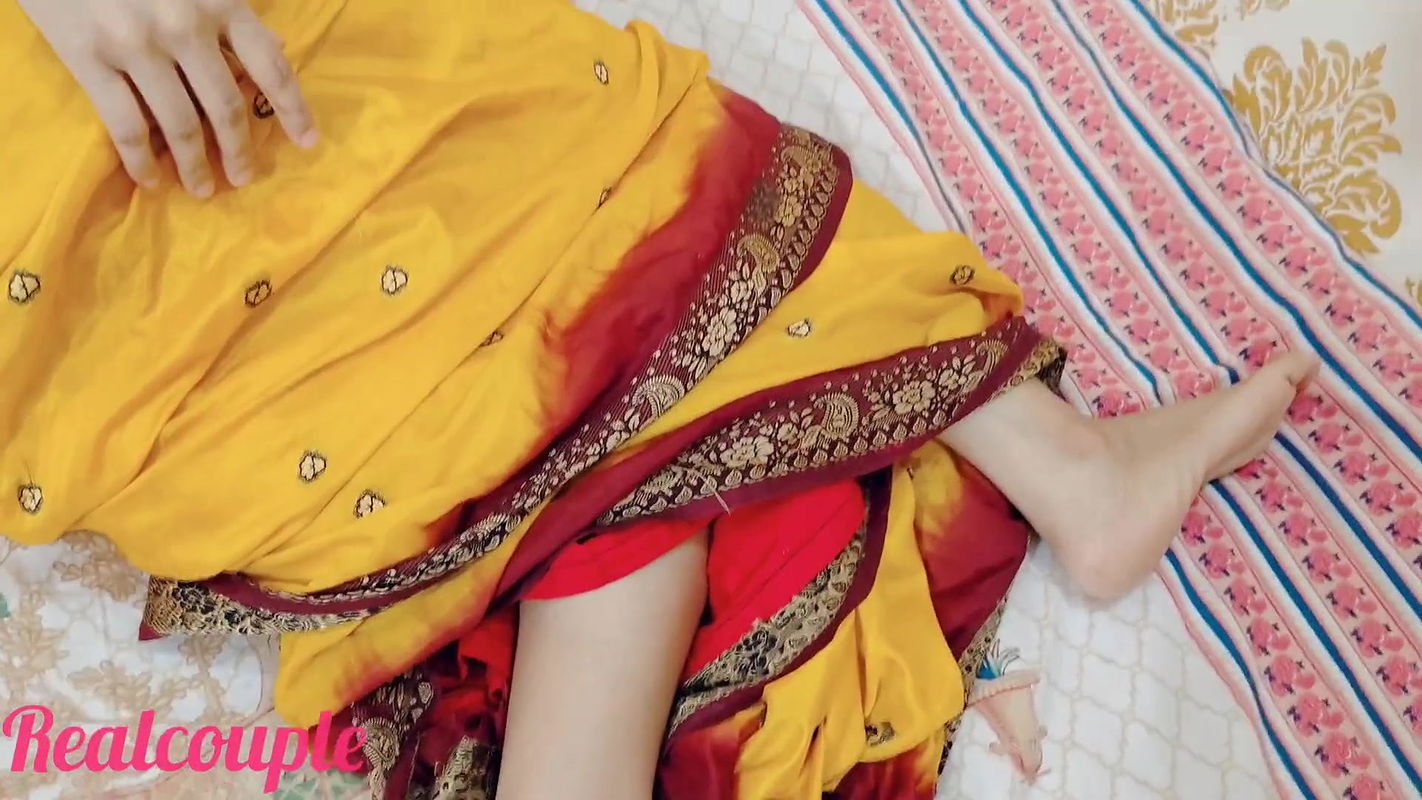 Saree newly married wife amazing fucking video part1
