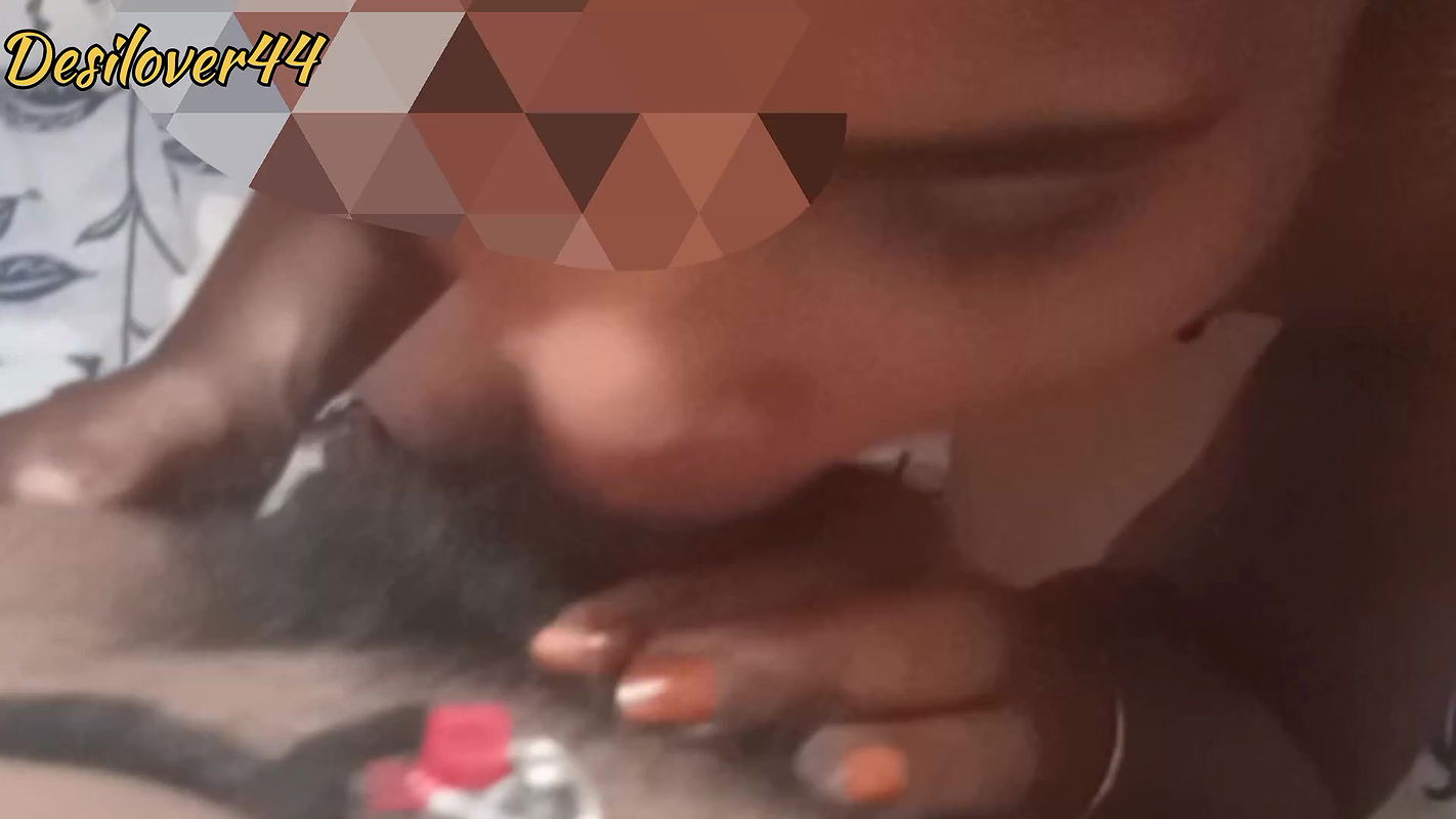 Desi Couple Romance in Kitchen – Real Girlfriend Love Scene