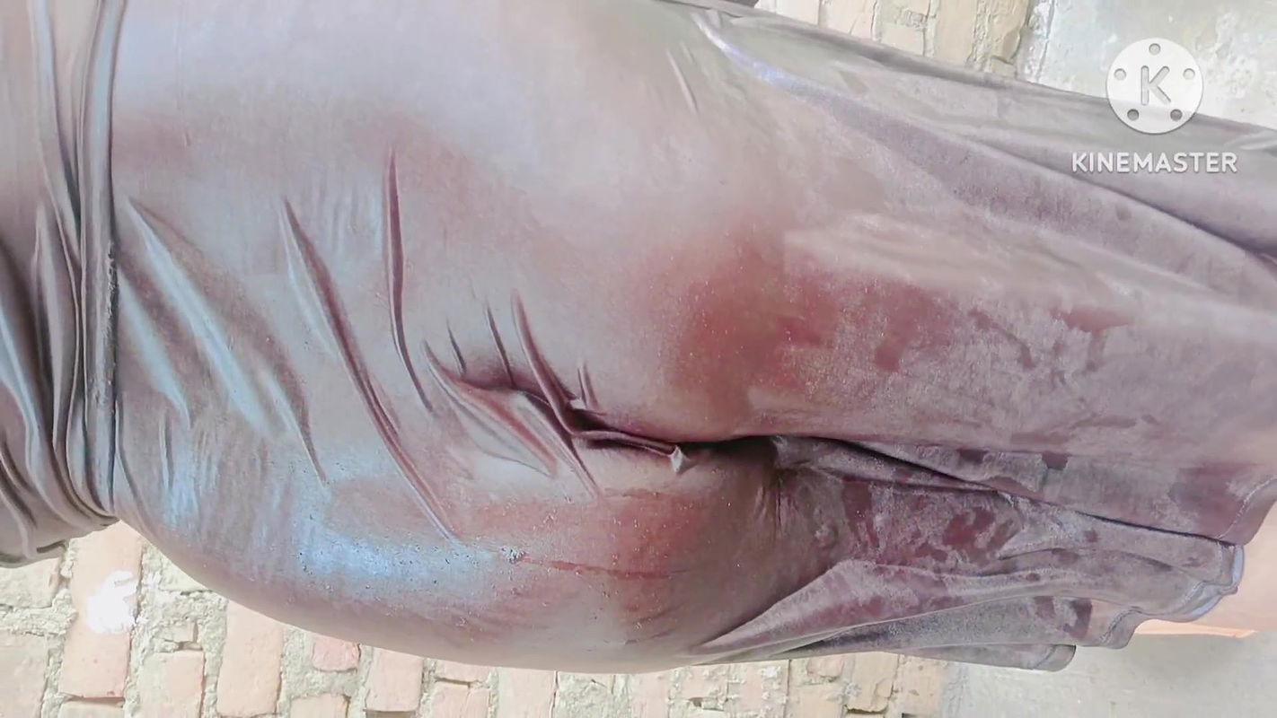 Seeing sister-in-law taking a bath, father-in-law killed sister-in-law’s gand full hot bathroom bhabhi bath