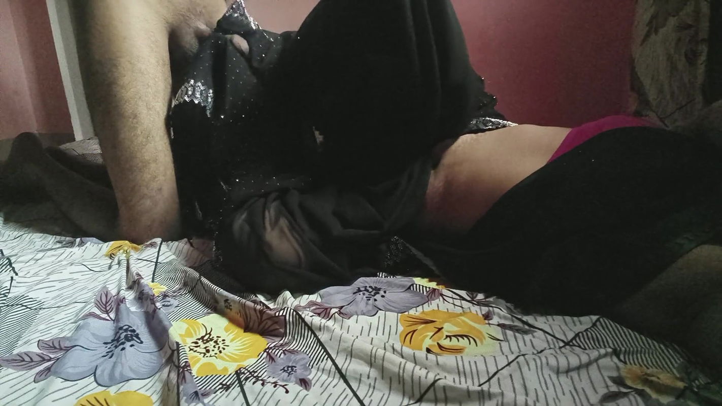 DESI GIRL MONA WITH HER BOYFRIEND HINDI AUDIO FUCKING