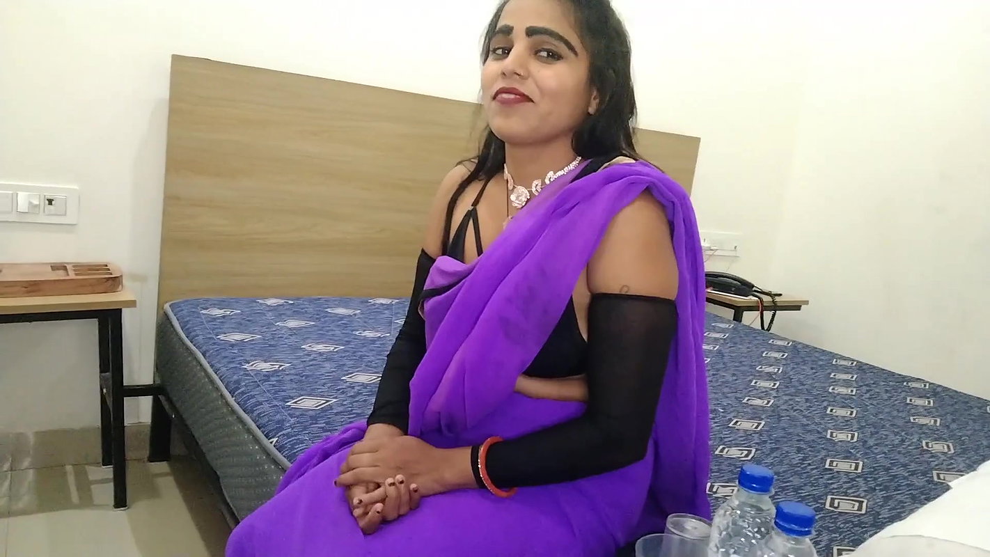 Bhabhi Ki Tang Uthakar Jabardast Pella Chut Ne Maal Nikal Diya