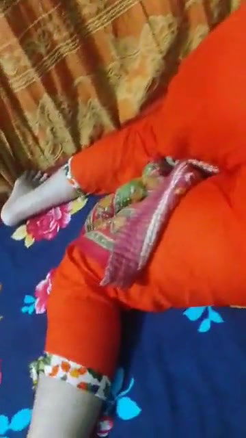 Desi sexy bhabi hot ass