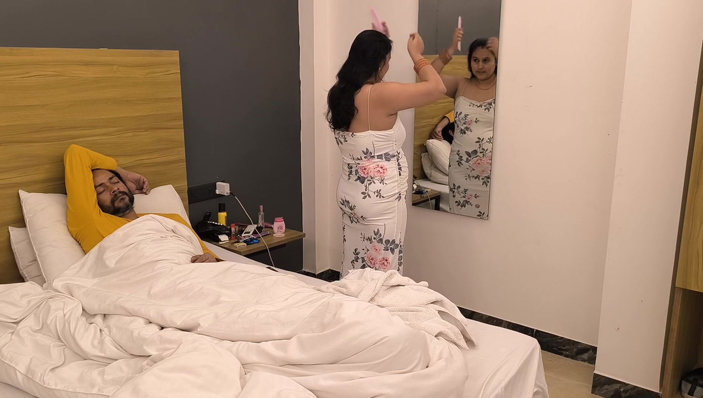 Desi girl Puja baby take morning shower