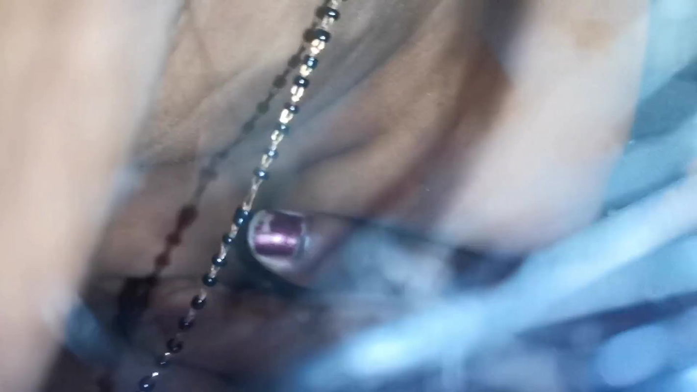 Horny bhabhi came to suck my cock in the morning on the day of Holi and dropped all the water in the mouth itself Hindi audio