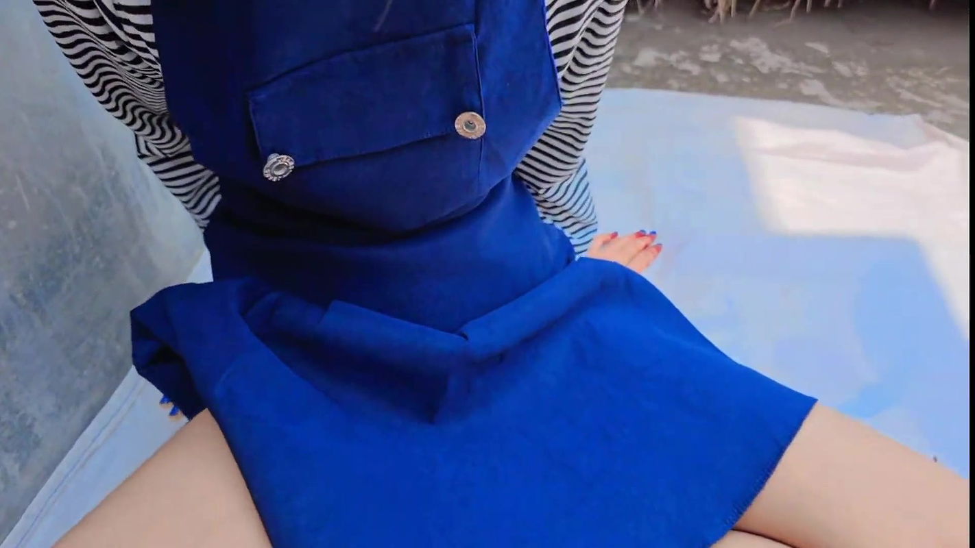 Desi tight pussy outdoor sex video, desi hot village girl outdoor xxx video