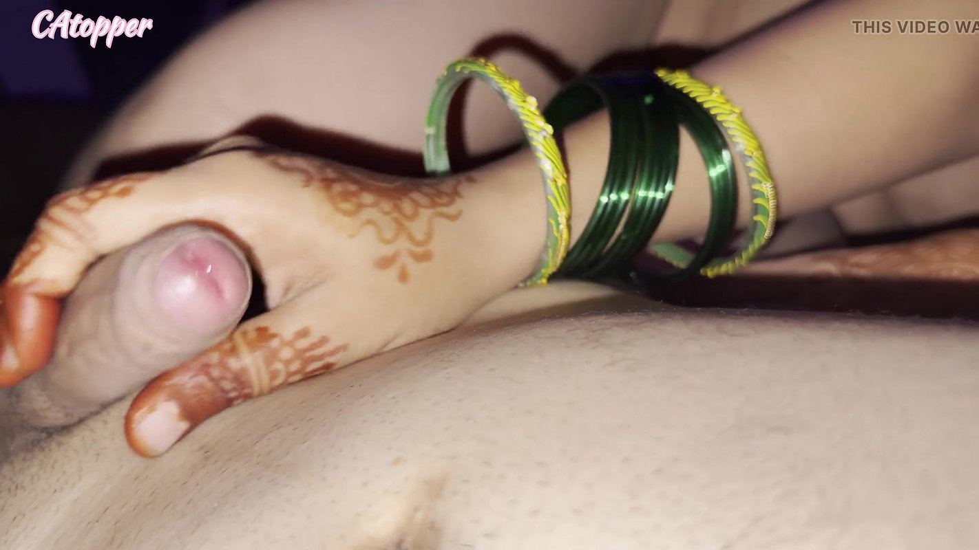 Ex girlfriend’s mehndi ke chudai puri raat uski ghar mein
