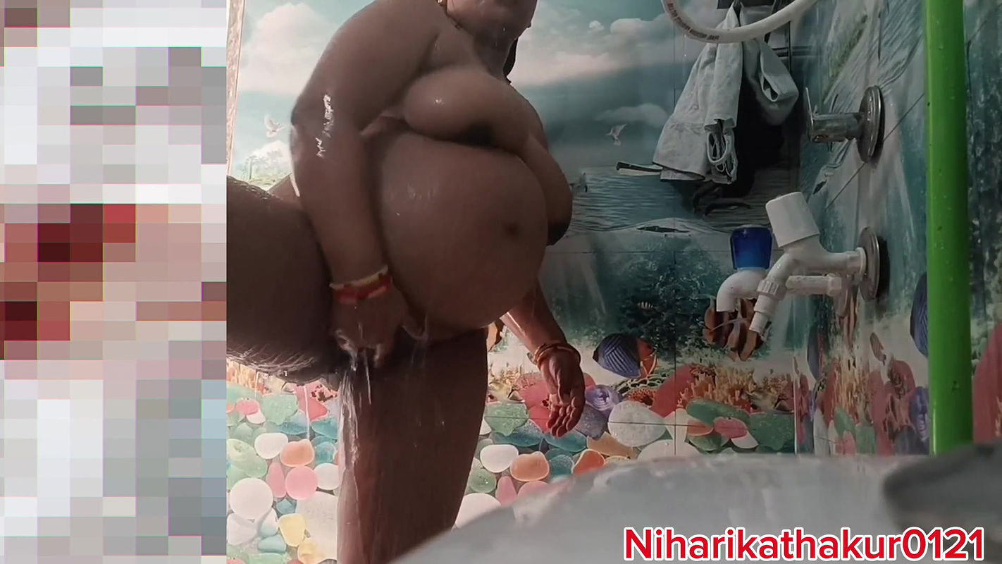 I m bath in bathroom with pussy fucking you guess