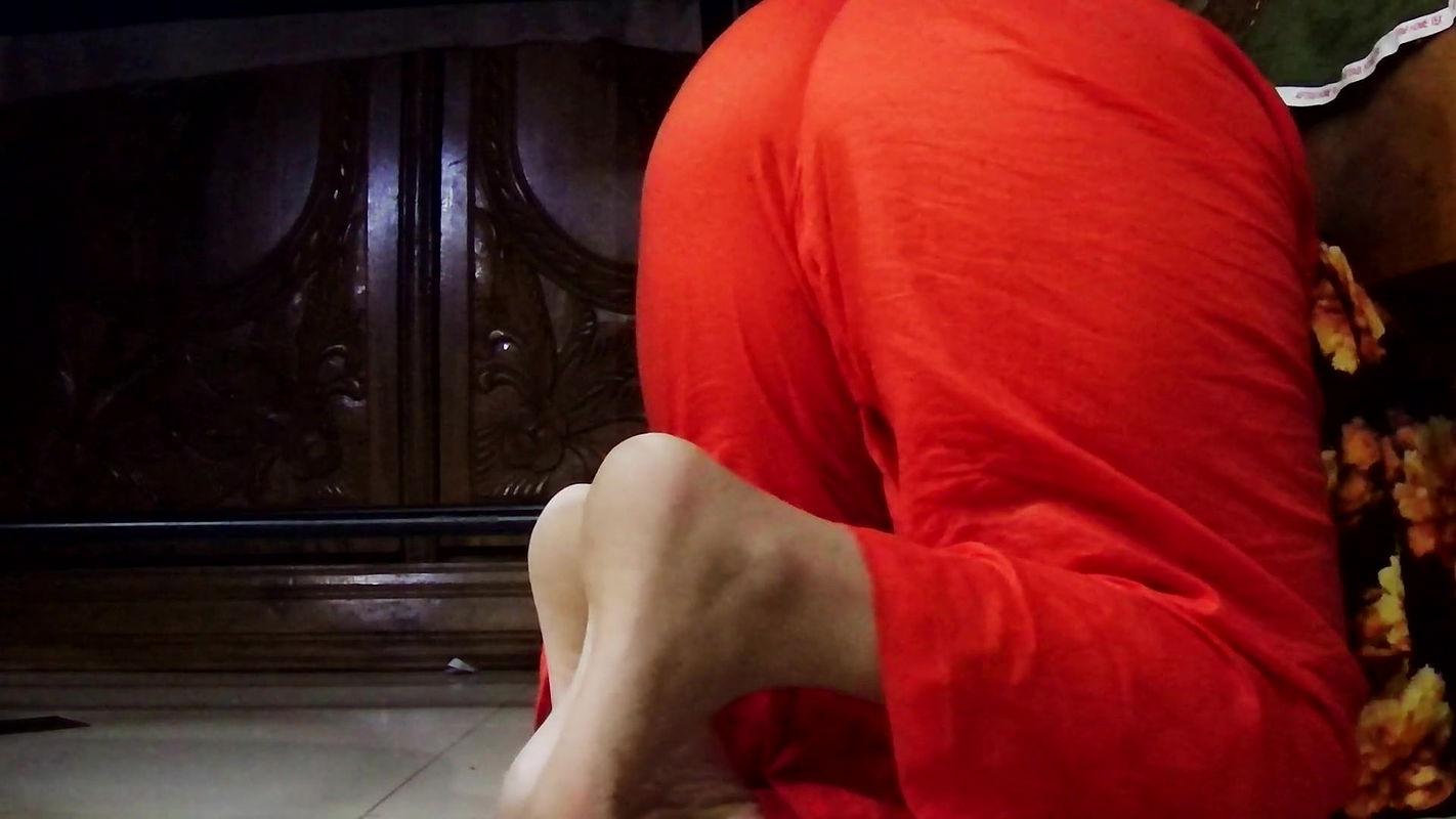 indian Desi StepMom Stuck Under Bed Anal Fuck By Stepson