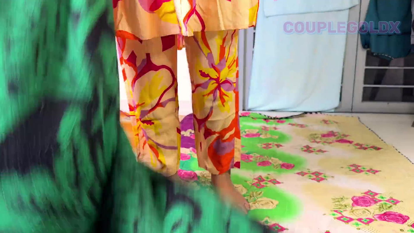 Komal was tired of working in the field and men tear pussy