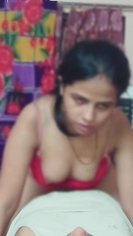 Desi Indian Bangali Couple Nighty Hard Fuck in Bedroom