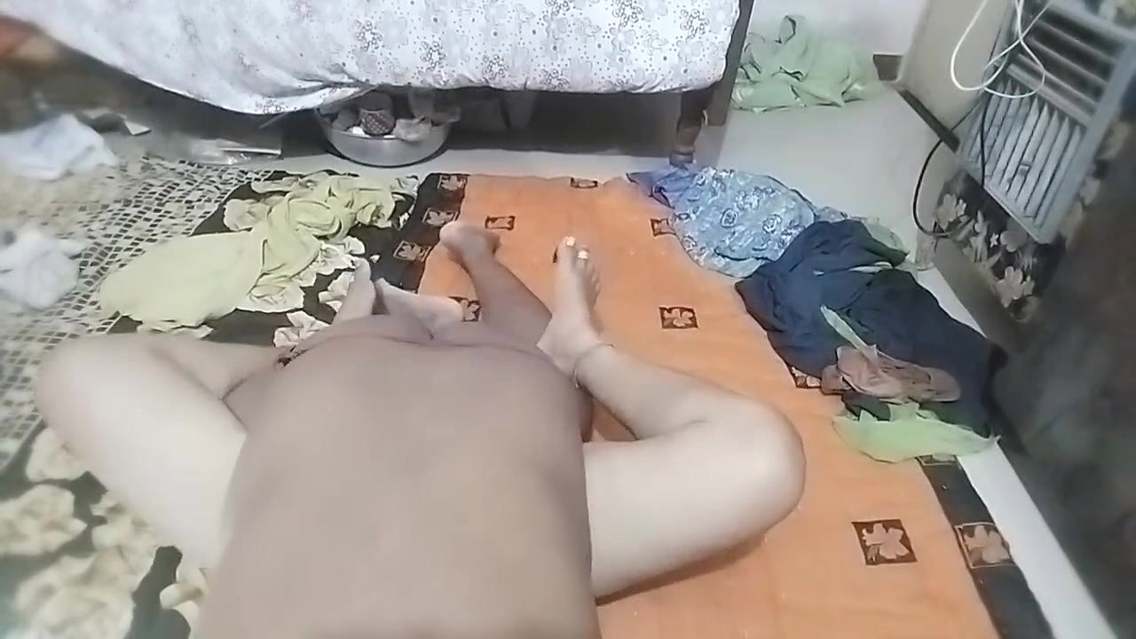 Indian bhabhi’s home sex, fucked by her husband