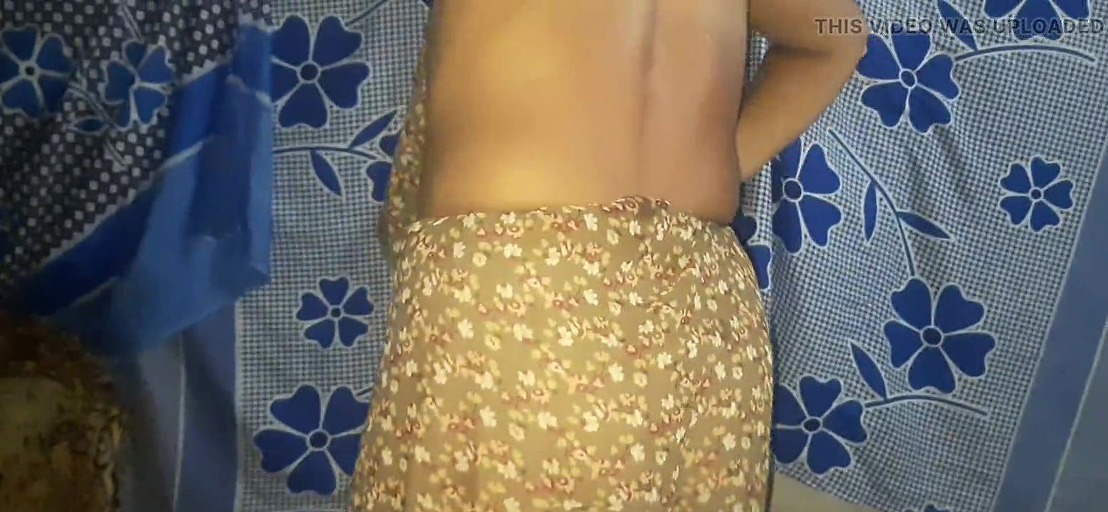 Beautiful desi bhabhi inserted the brother-in-law’s thick cock in her fat ass after sucking the lad in her mouth, riding the lode, sister-in-law sat on the loda