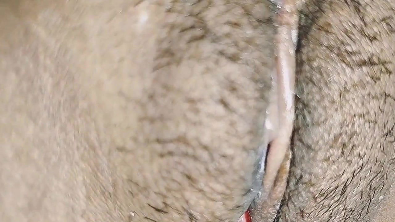 Desi bhabhi and devar fuck night,husband not home