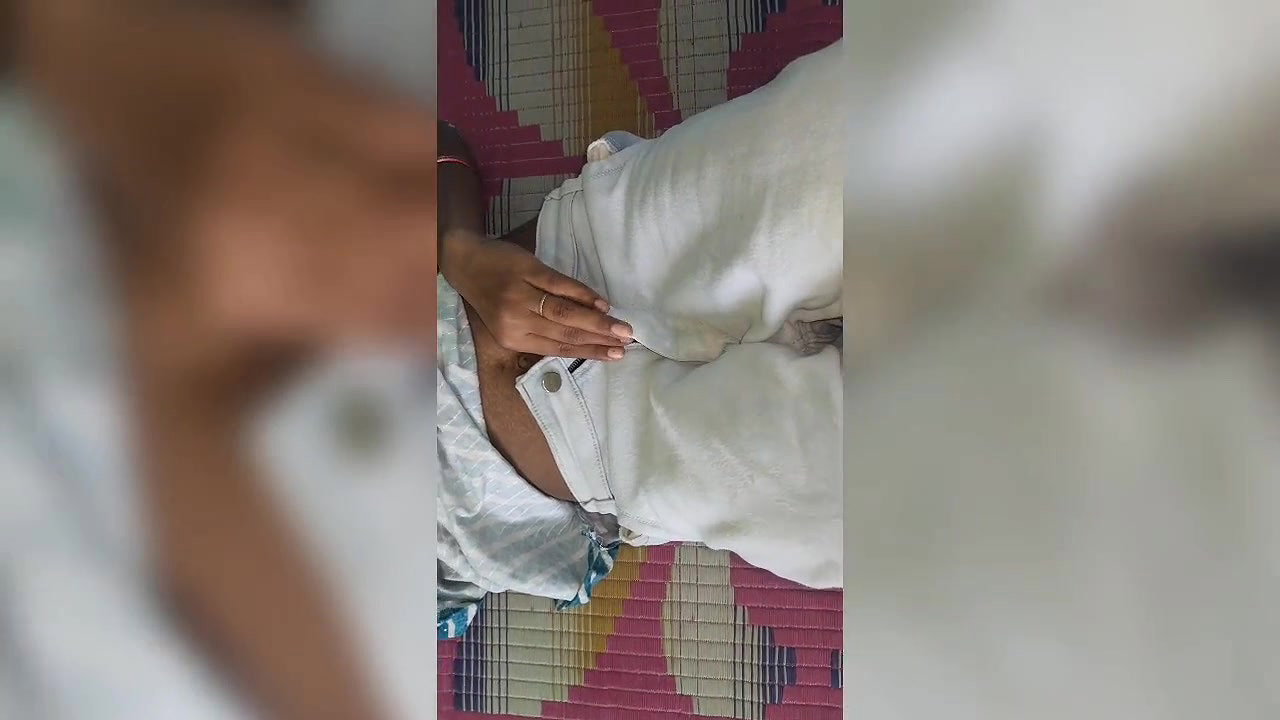 Bhabhi Ne Chut Ko Catch Ke Chodwaya