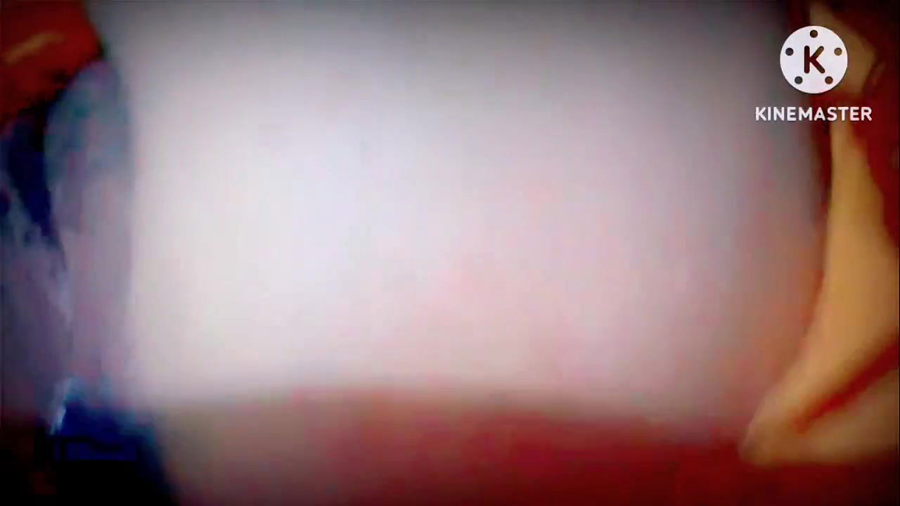 Pussy is in a lot of hit, passionate water is dripping from inside the pussy, pussy is in a lot of hit