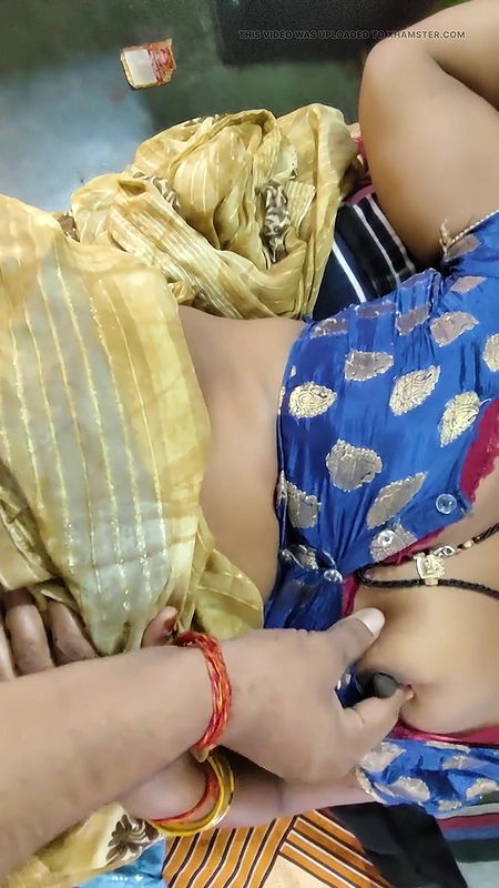 Rubbing My Dick on Hot Bhabhi’s Balls and Releasing It While Lying Straight