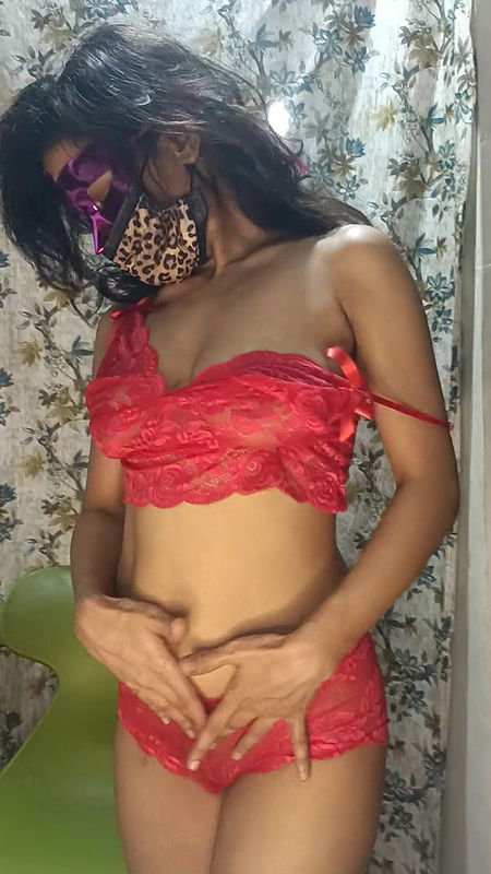 Slippery Tease – Oiled Up & Ready