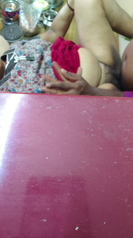 Aunty hairpussy fucked house owner