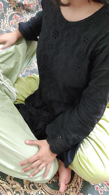 Beautiful Hot Girl sucking cock hard with deep throat and Fucked Small pussy by big Cock , Viral xxx video