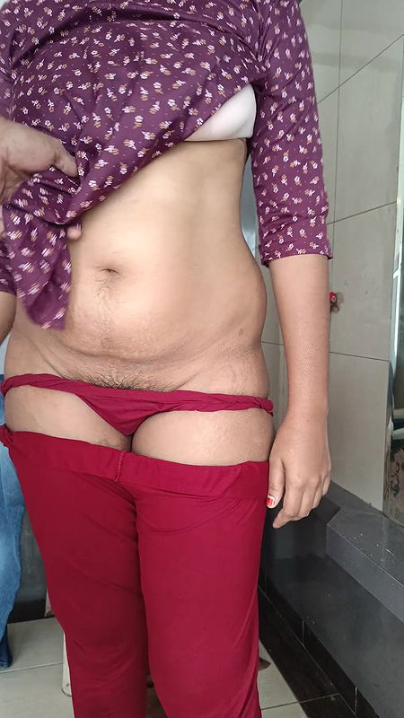 Cheating House wife enjoying hard romance