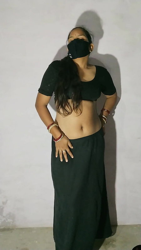Desi hotwife remove dress part 1