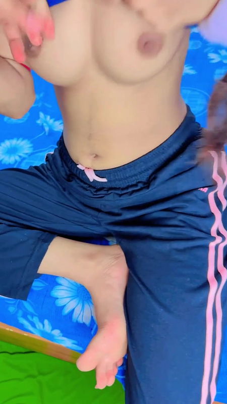 Desi tight pussy hard fucking sex video, Indian hot village girl tight pussy sex video