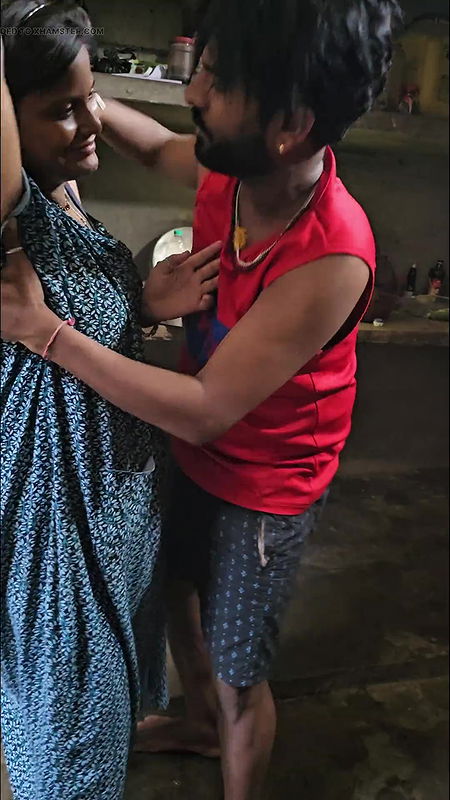 Desi village girlfriend boyfriend real homemade Fucking in Indian village