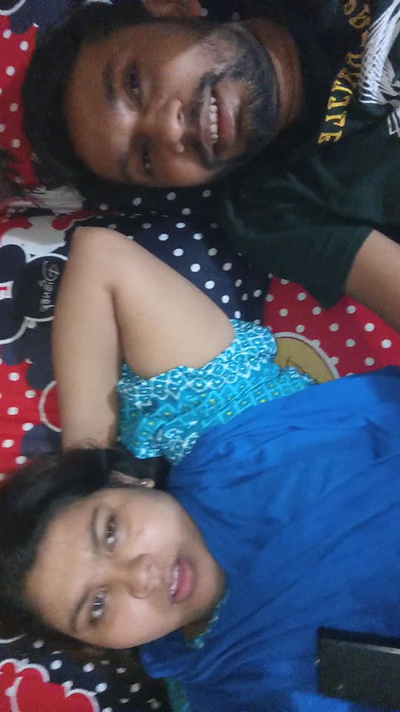 Indian Bhabhi And boyfriend Sex in Hotel Room